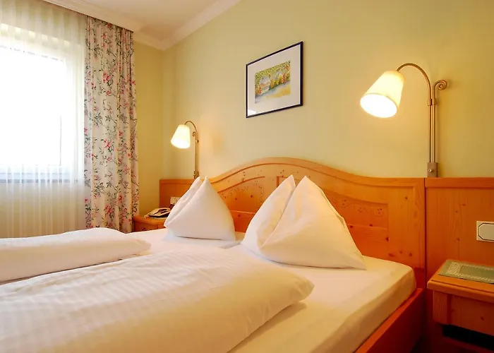 Penzion Weisses Roessl 2*